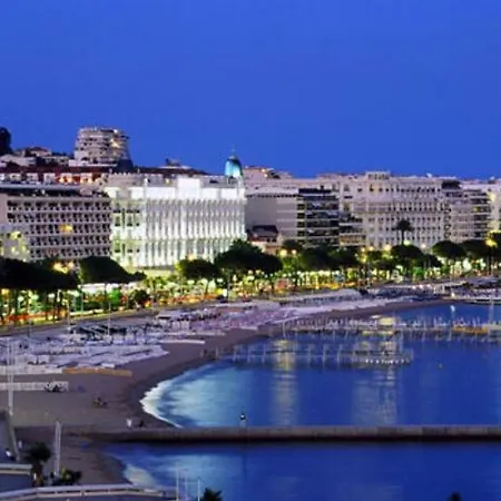 Type Loft * Cannes